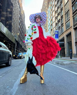 Retro Chic Gaudy Fashionista