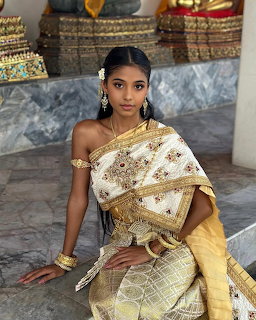 Thai Traditional Dress Portrait