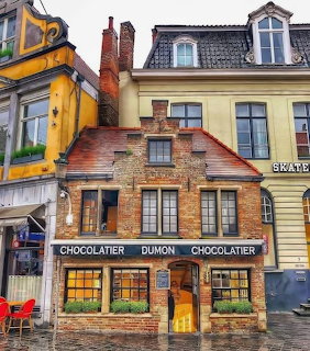 Chocolatier Dumon Shop Facade