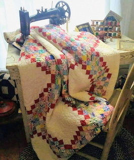 Vintage Sewing Machine Quilt