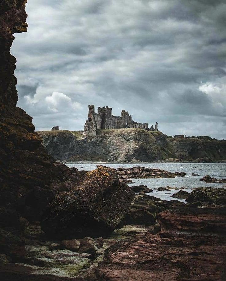 Tantallon Castle Ruins