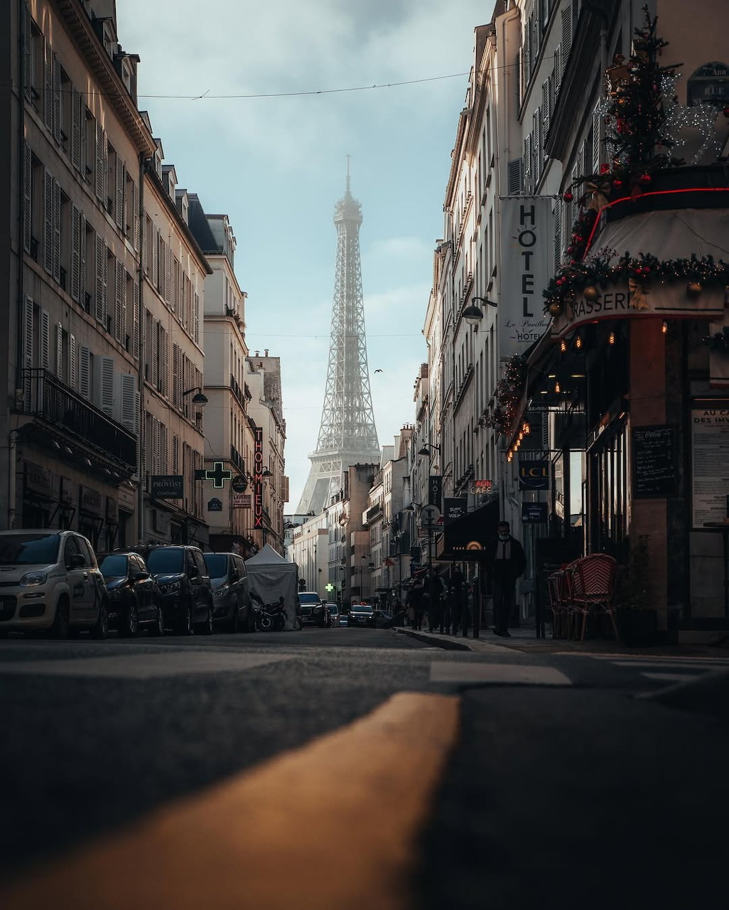 Eiffel Tower Street