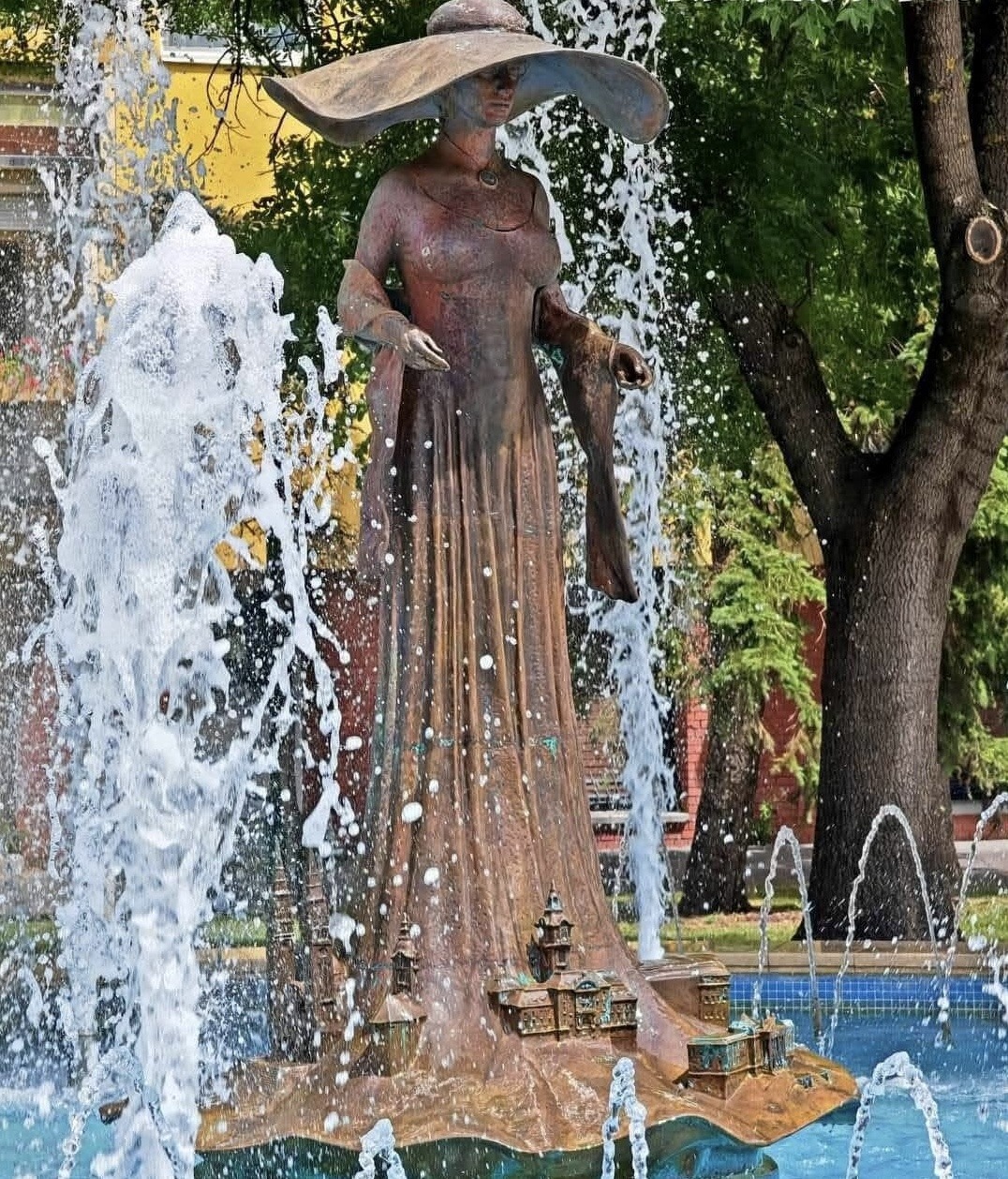 Szeged Fountain Statue
