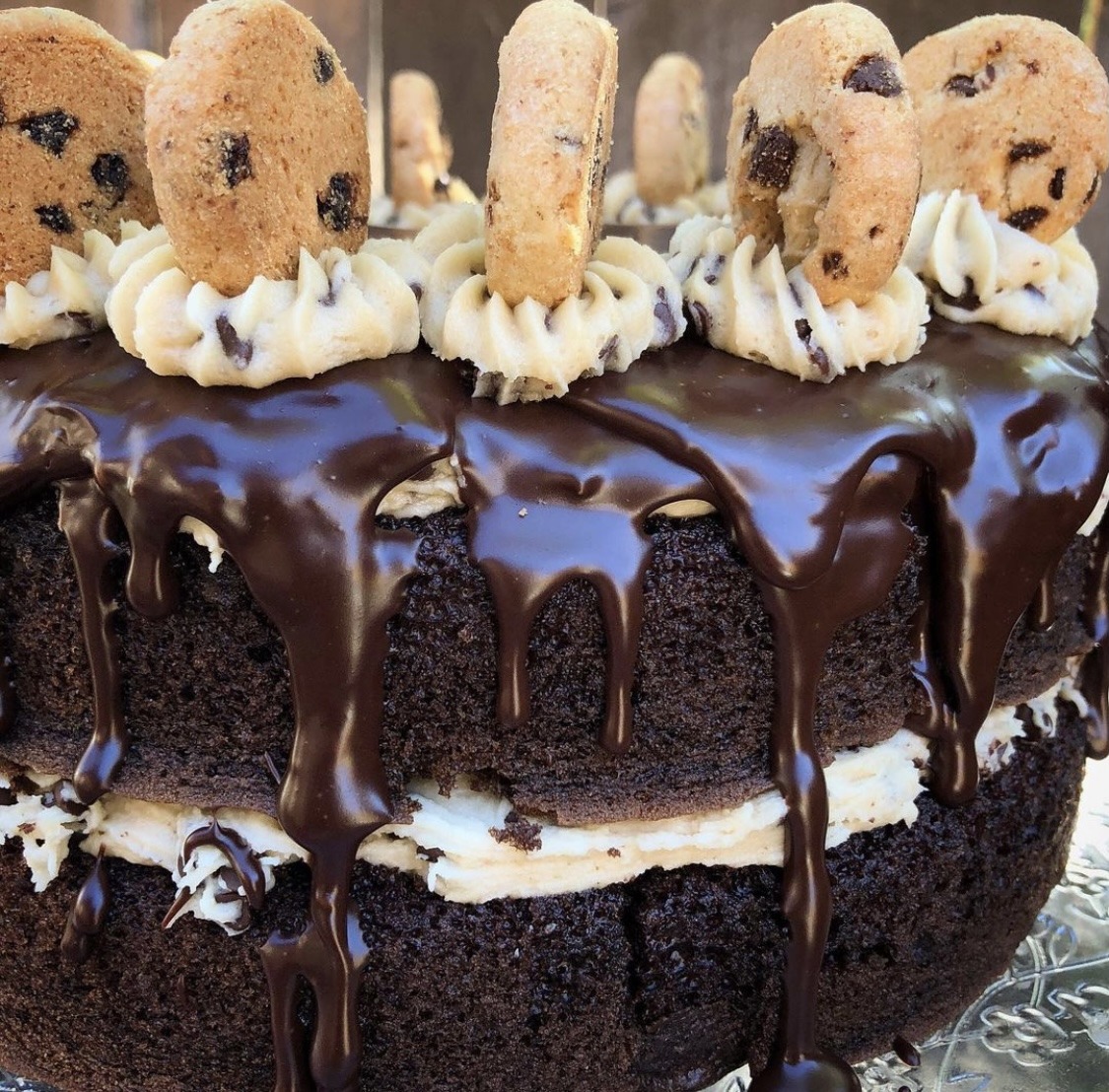 Cookies and Cream Chocolate Cake