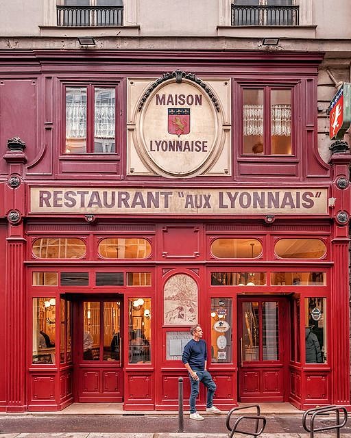 Restaurant Aux Lyonnais Paris