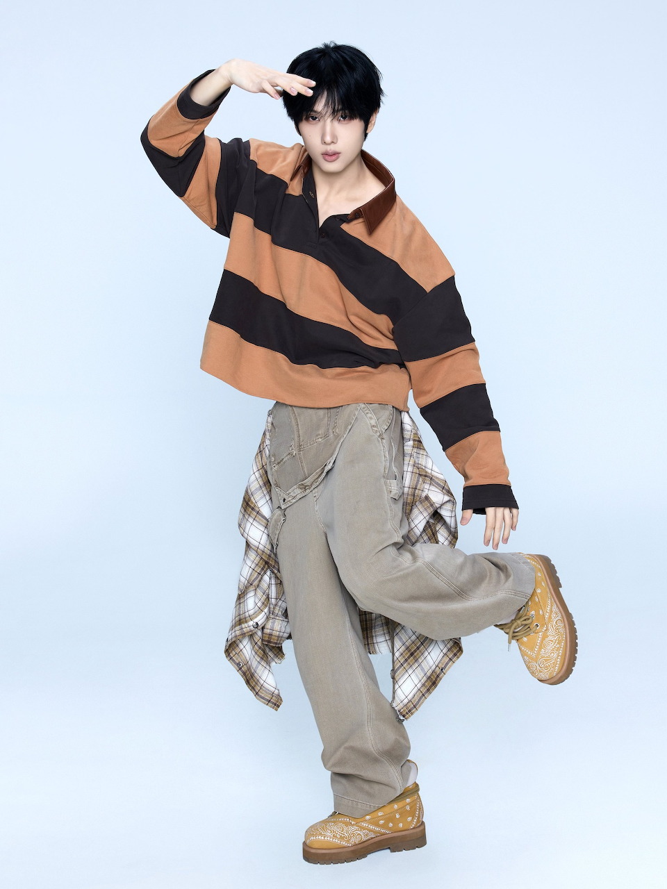 NCT Jisung Fashion Pose