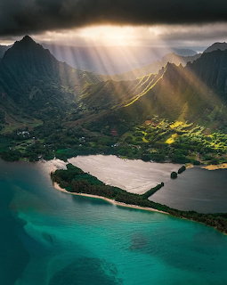 Koʻolau Mountains Oahu Hawaii