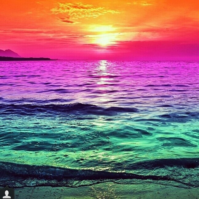 Vibrant Ocean Sunset