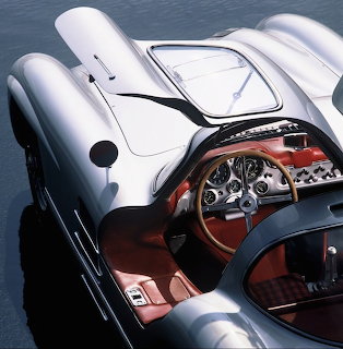 Classic Mercedes Roadster Cockpit