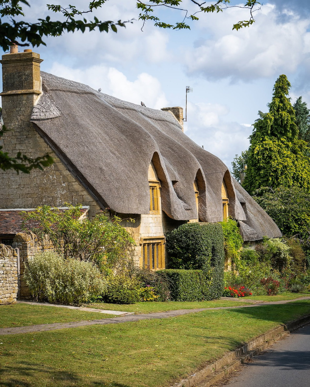 Chipping Campden Thatched Cottage