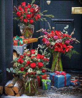 Christmas Flowers and Gifts
