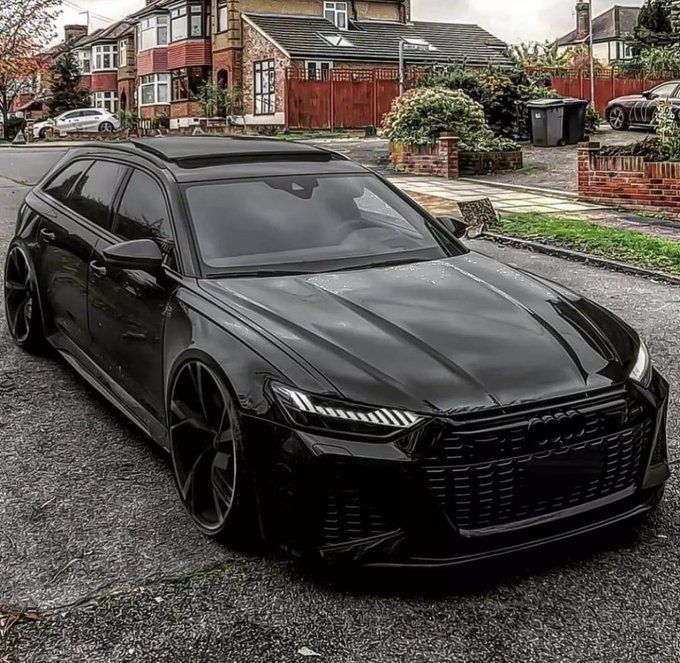 Black Audi Wagon