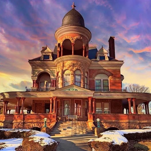 Historic Indiana Mansion Sunset