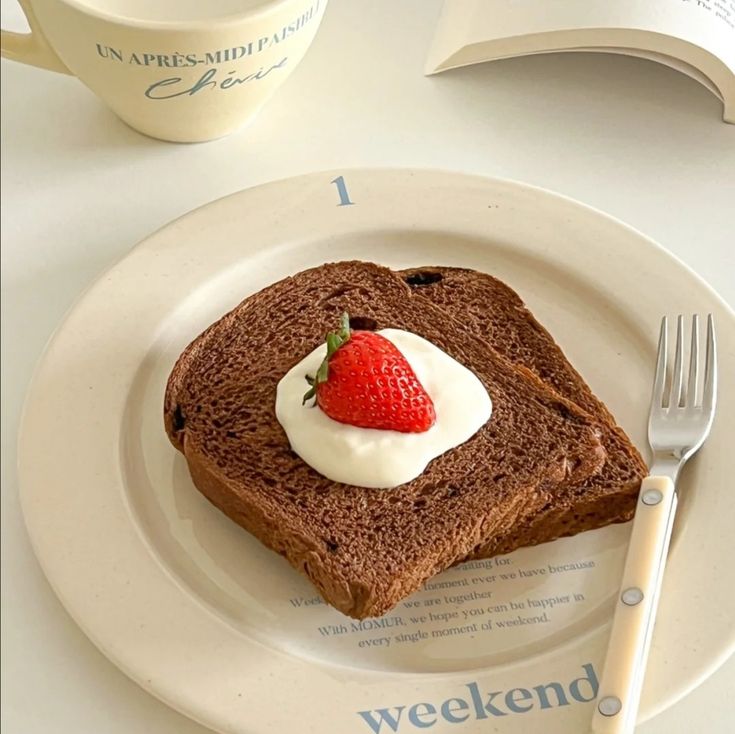 Chocolate Toast with Strawberry