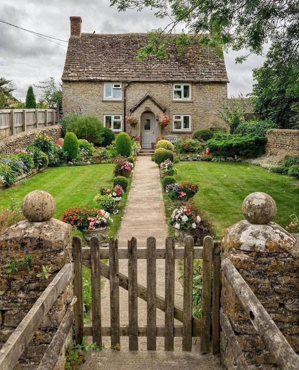 Stone Cottage Garden
