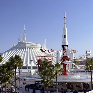 Tomorrowland Space Mountain