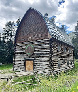 Old Mule Barn Montana