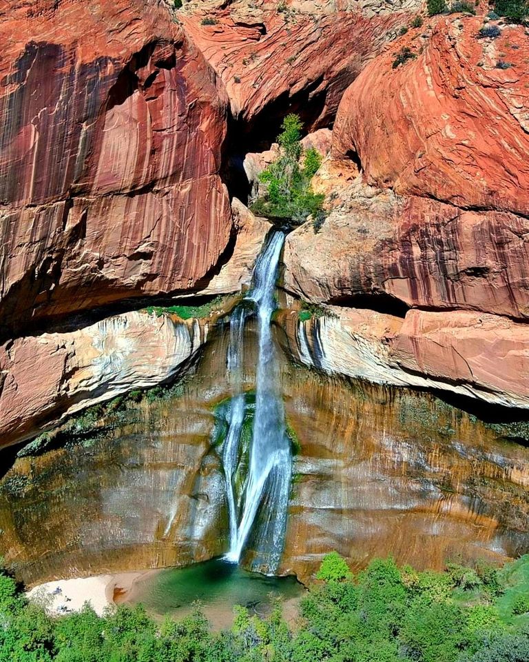 Lower Calf Creek Falls