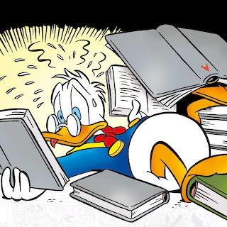 Donald Duck Reading