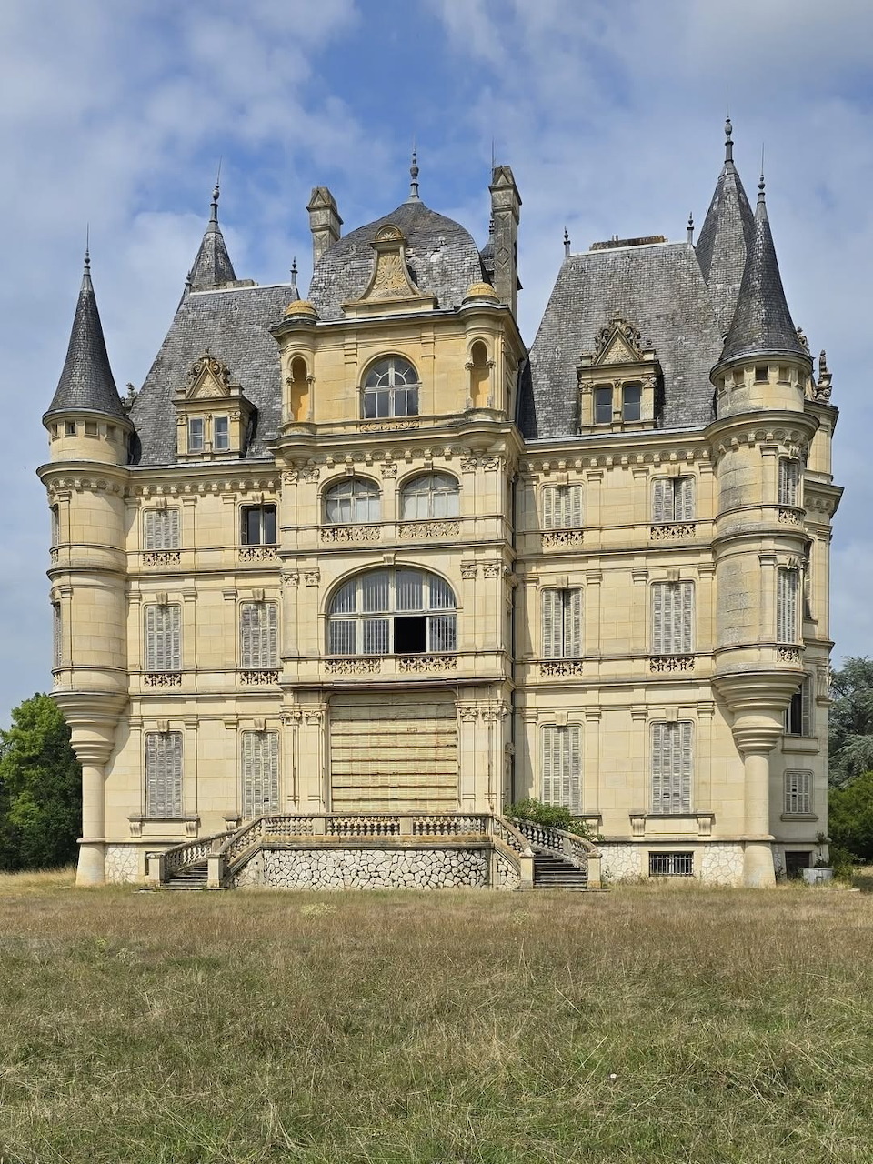 Château de Bonneval Castle