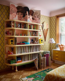 Retro Colorful Bedroom Bookshelf