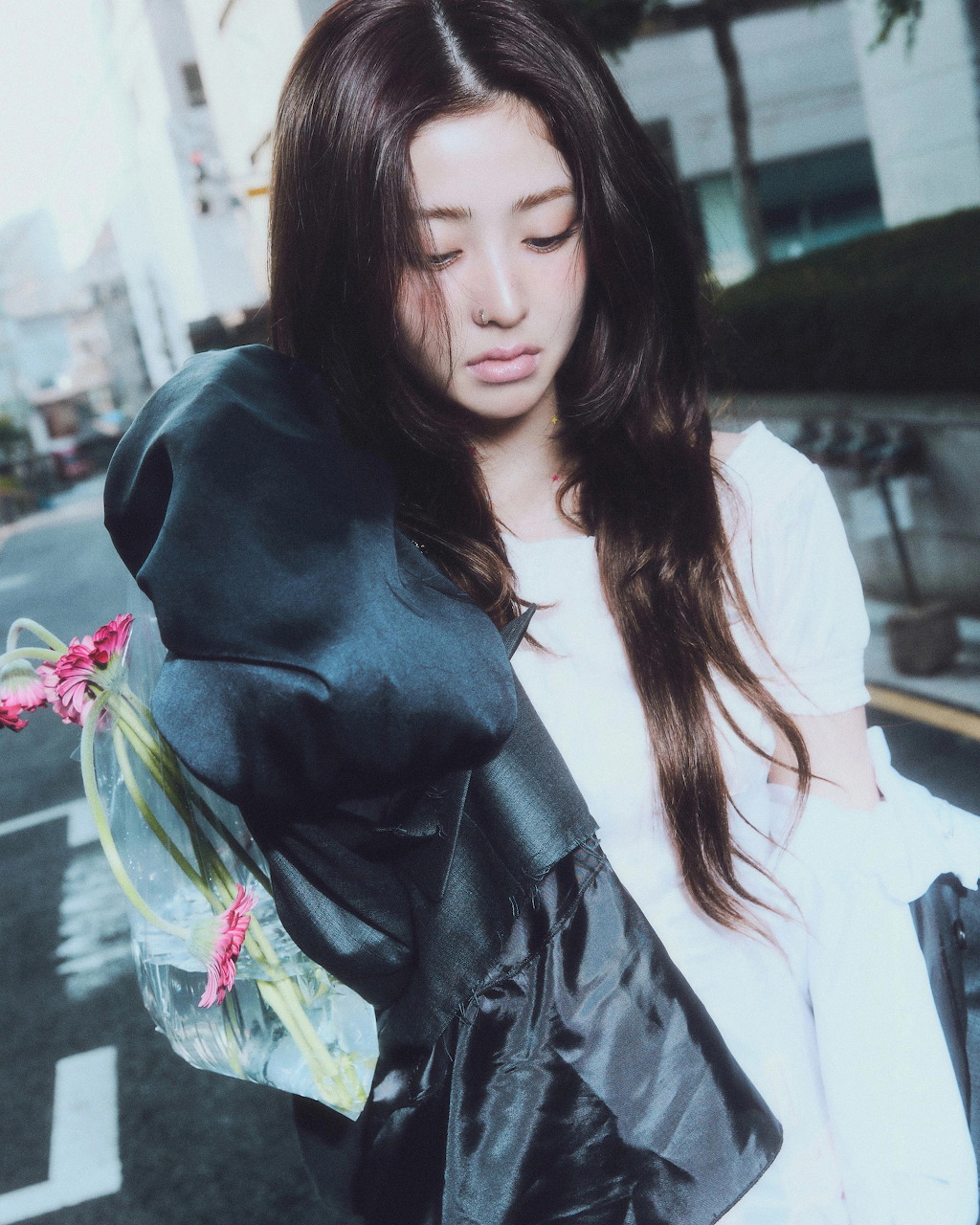 Yunjin LE SSERAFIM