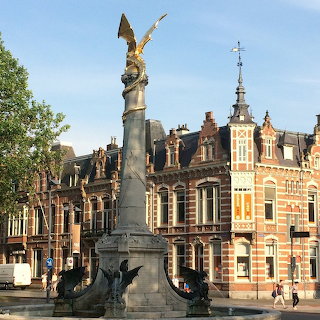 Drakenfontein Golden Dragon Fountain Netherlands