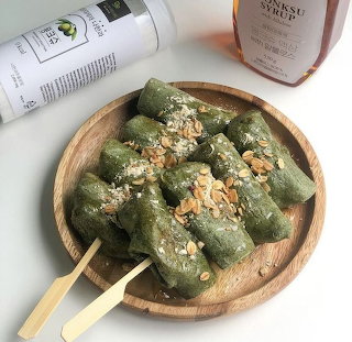 Green Rice Cakes