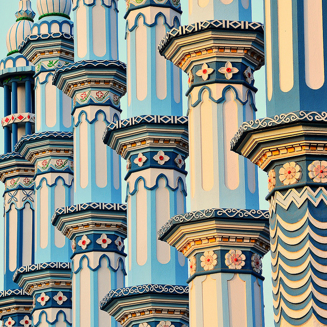 Ornate Islamic Architecture Columns