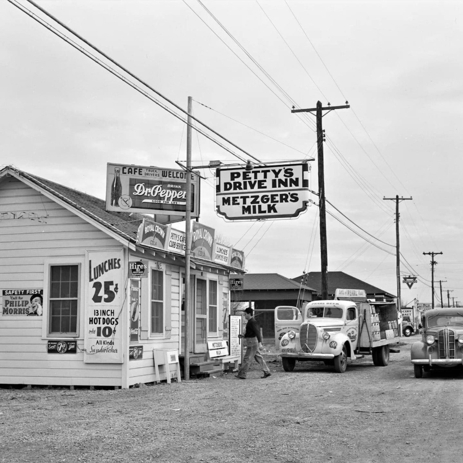 Vintage Drive Inn