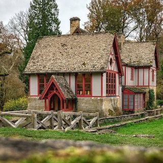 Tudor Style Cottage