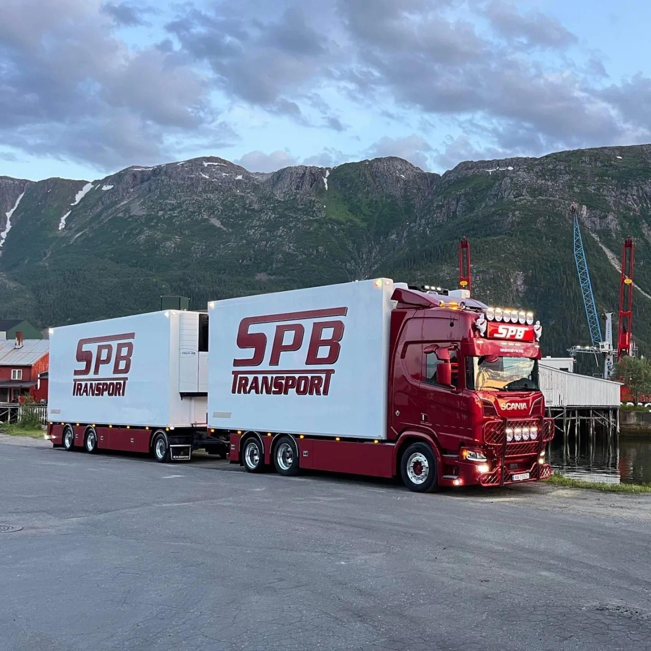 SPB Transport Truck