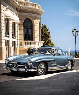 Mercedes 300 SL Classic Car