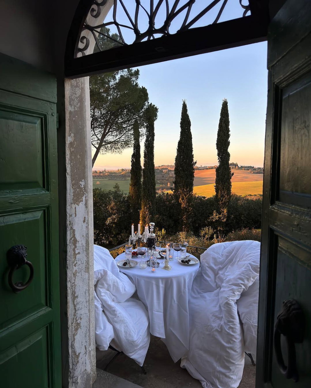 Sunset Terrace Table