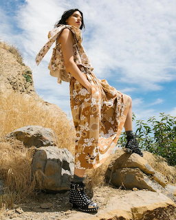 Kendall Jenner Outdoor Fashion