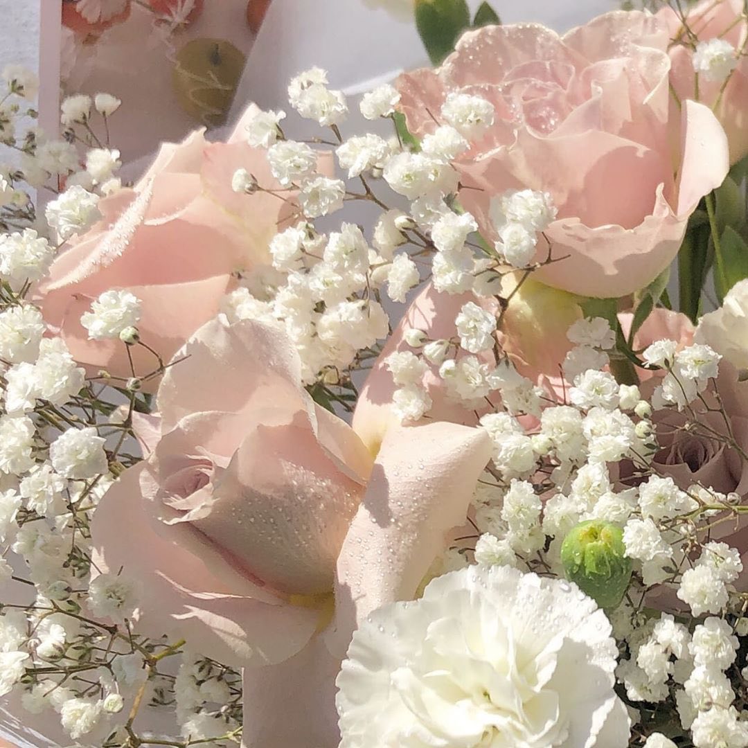 Roses and Baby's Breath