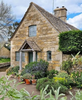 Stone Cottage Garden