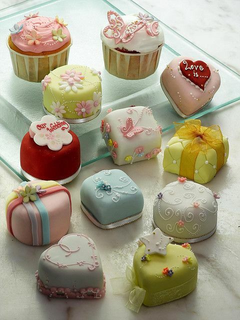 Decorative Mini Cakes
