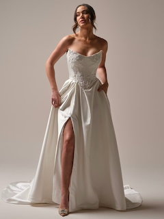 Amadora Bridal Wedding Gown